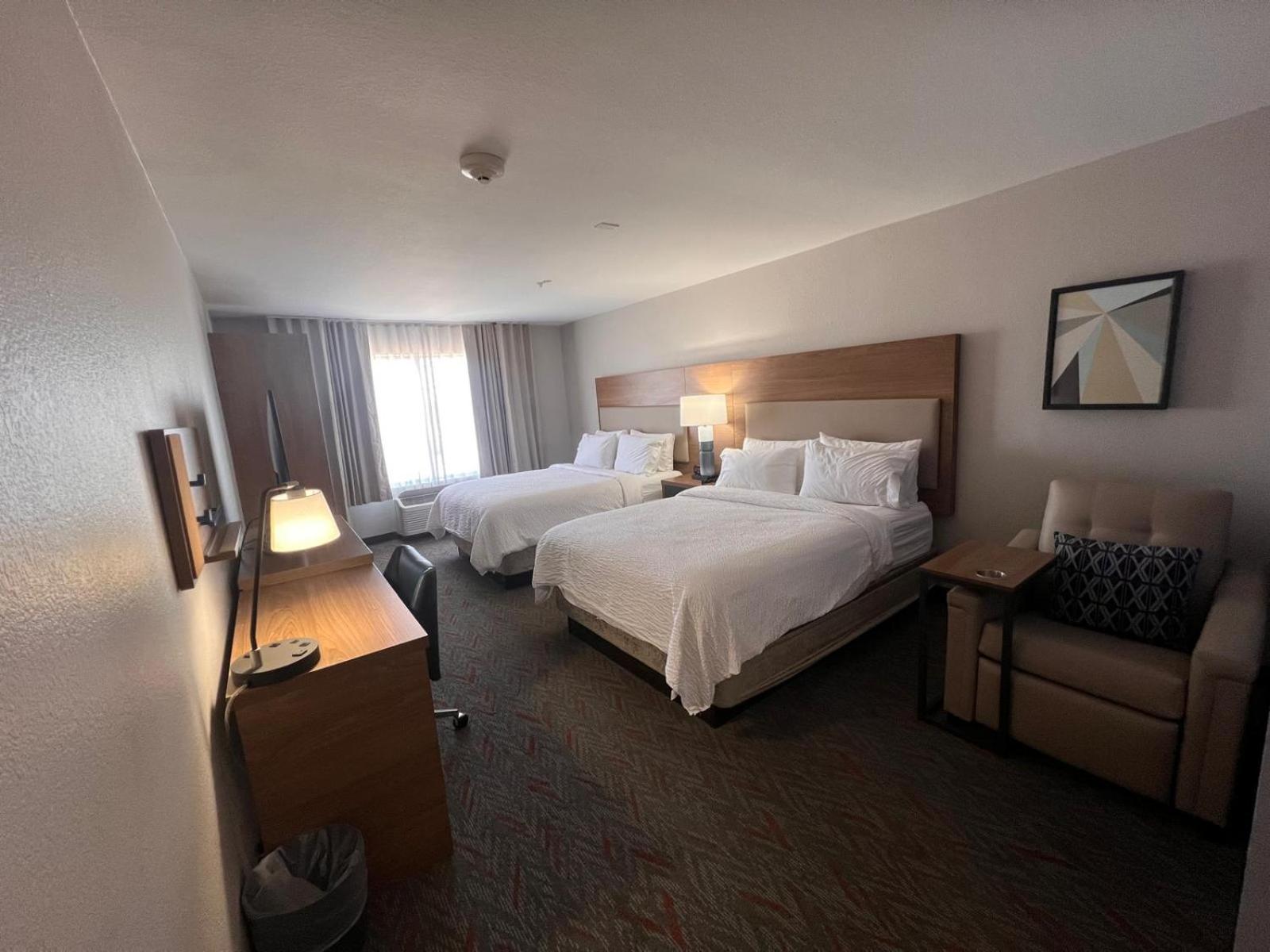 Garner Hotel By Ihg Phoenix - Surprise Exterior photo